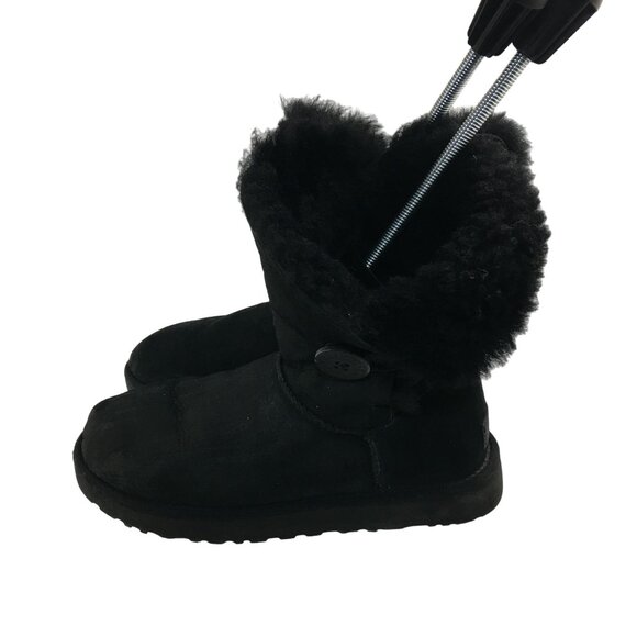 UGG BAILEY BUTTON II BLACK SUEDE SHEEPSKIN WINTER BOOTS 1016226 WOMENS SIZE 8 - Picture 4 of 7
